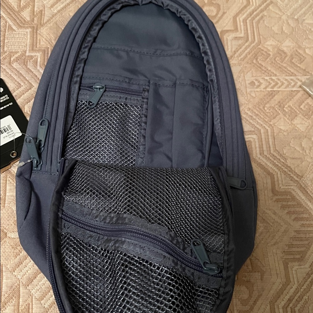 Dakine Cosmo 6.5L Blue Backpack/NWT - Picture 8 of 13